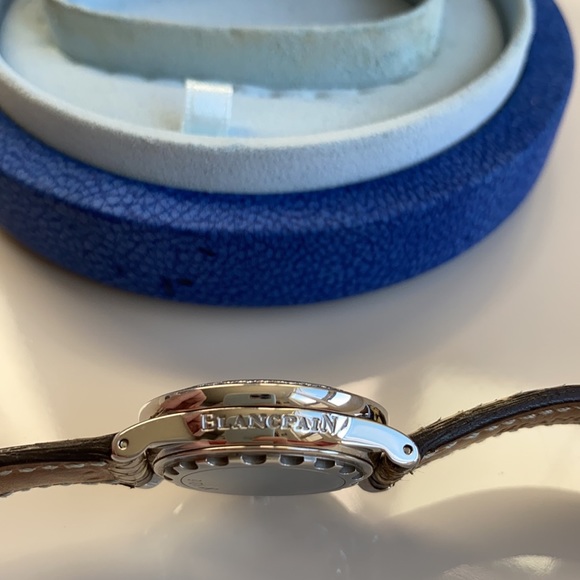 Vintage Blancpain Villeret Black Dial Diamond Watch - Picture 13 of 16